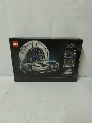 Lego Star Wars Emperor's Throne Room Diorama 75352
