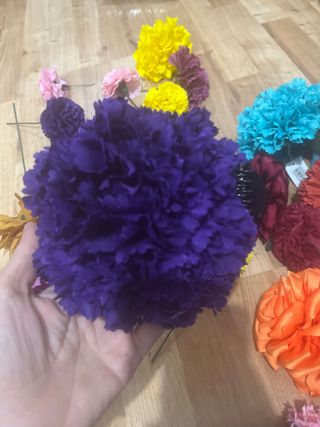 Ramillete Flamenca Morado