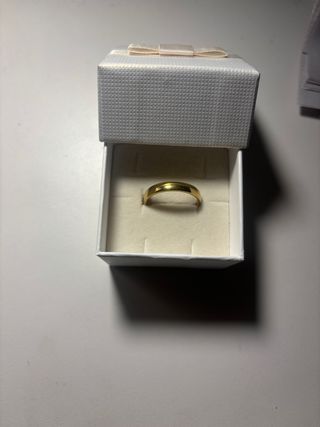 Anillo media luna dorado