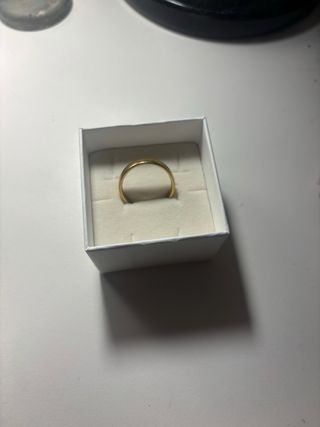 Anillo media luna dorado