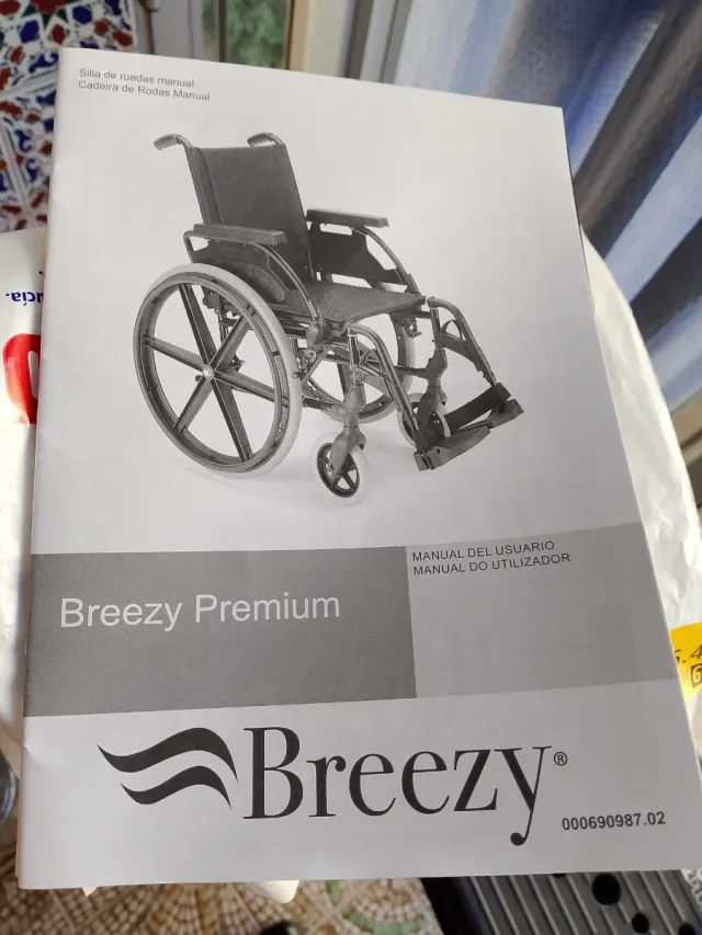 Silla de ruedas Breezy Premium manual