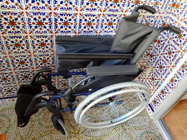 Silla de ruedas Breezy Premium manual