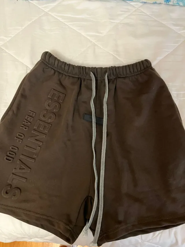Pantalones cortos Fear of God Essentials