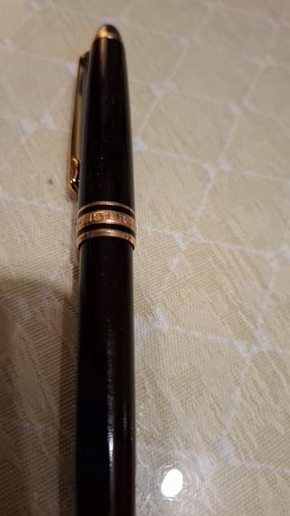 Bolígrafo Montblanc Negro Dorado Nuevo