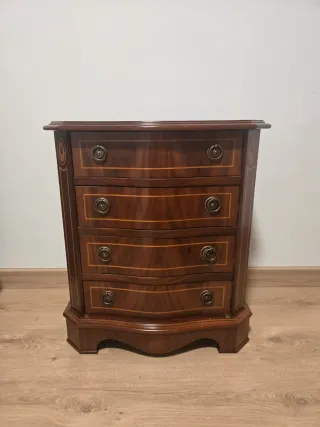 Mesita de noche de madera