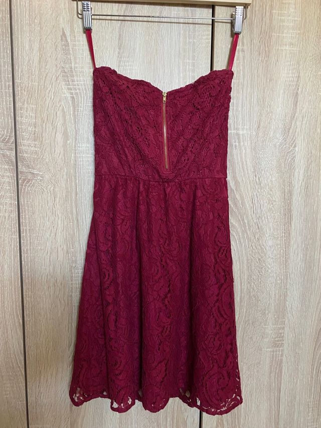 Vestido encaje granate