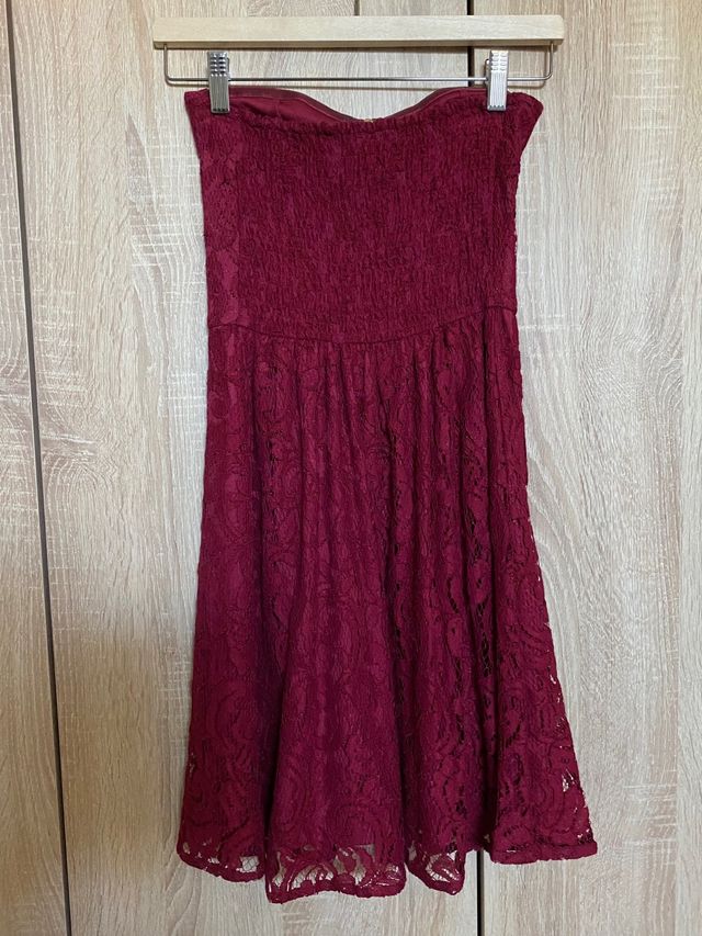 Vestido encaje granate