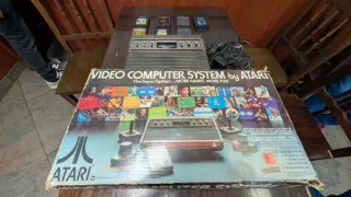 Consola Atari 2600 CX-2600 con juegos