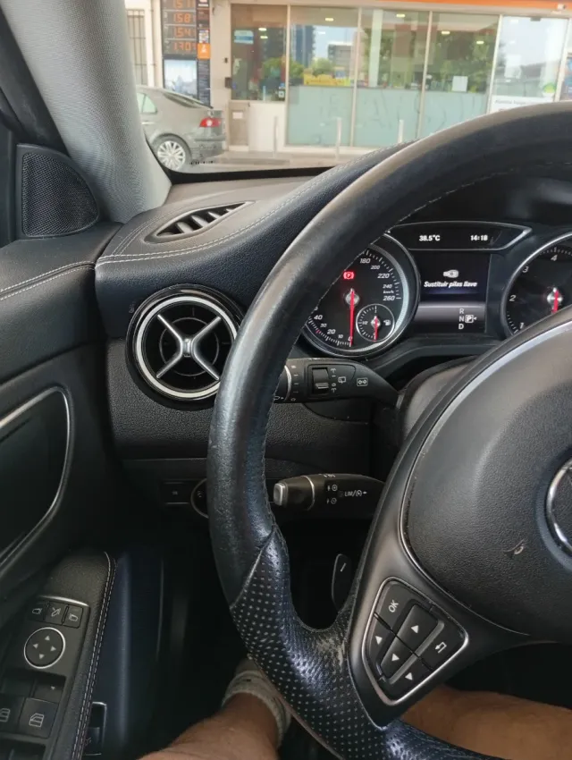 Mercedes-Benz Clase CLA 200 kit AMG