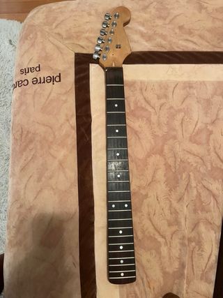 Mástil Squier
quitado de una fender squier