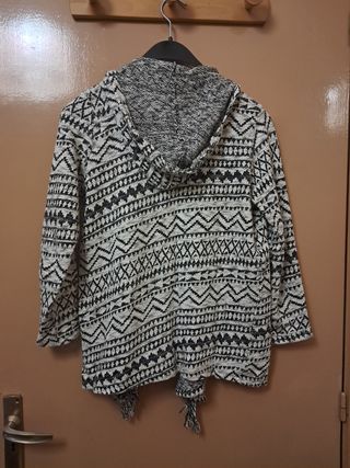 Cárdigan con capucha estampado