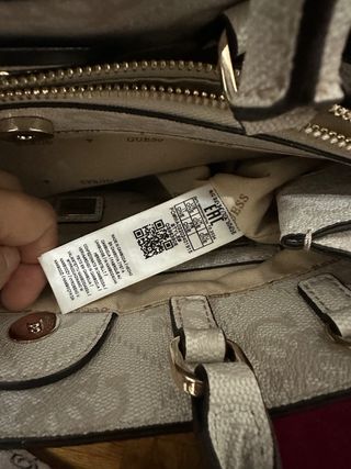 Bolso Guess Beige y Dorado con Correa