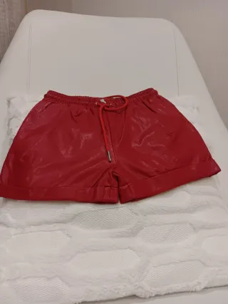 Pantalón corto niña rojo 7/9 años