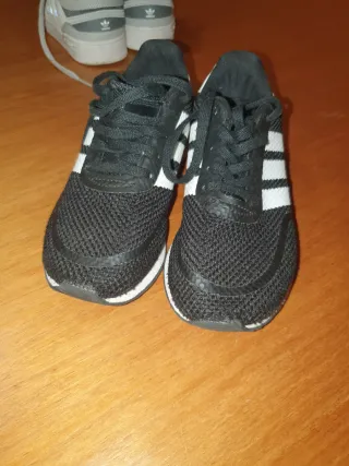 Sapatilhas Adidas Pretas