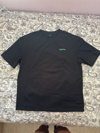 Camiseta Negra Shein Talla L