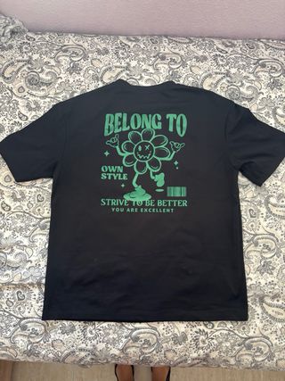 Camiseta Negra Shein Talla L