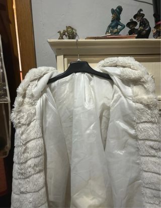 Chaqueta pelo blanco