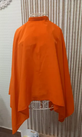 Capa corta peluquería profesional naranja