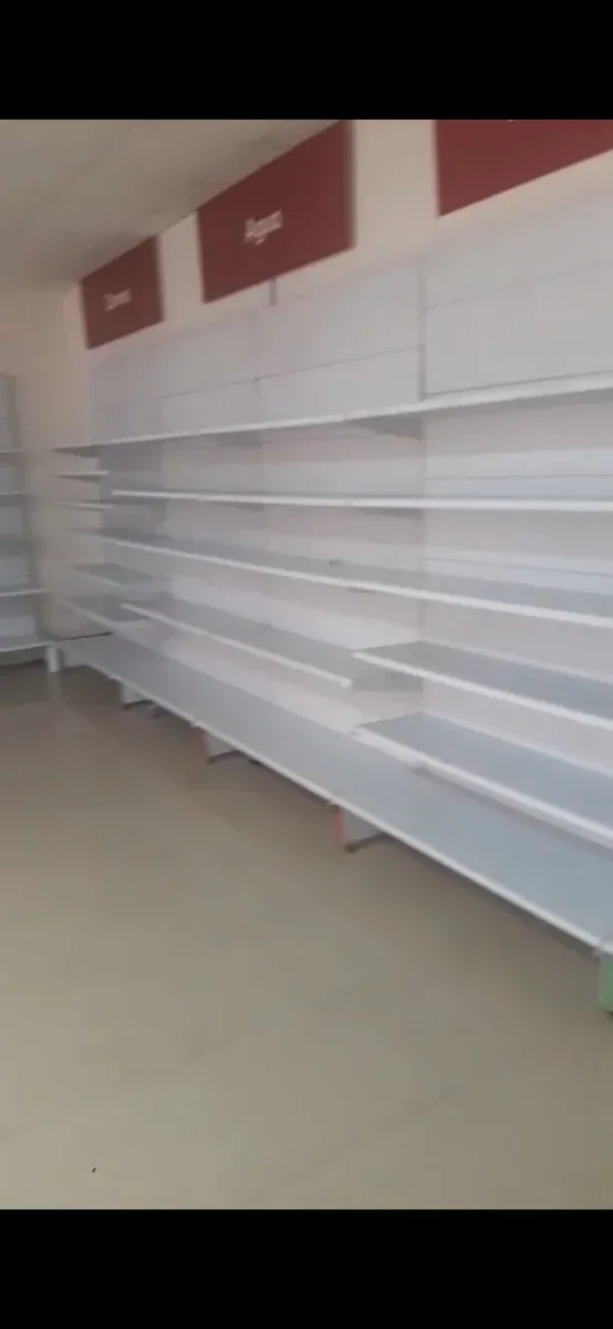 Estanterías industriales supermercado/comercio