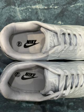 Nike Air Force 1 Talla 42 Blancas