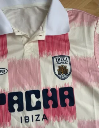 Camiseta Pacha Ibiza Rosa y Blanca