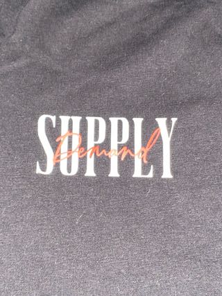 Camiseta Supply & Demand Negra Talla s