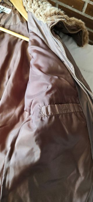 Elegante chaqueta marrón de mujer