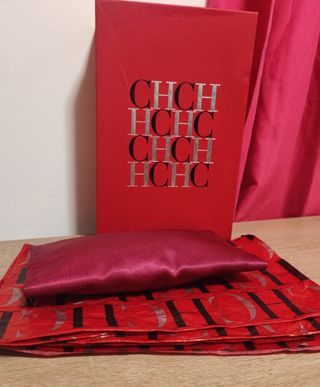 Bolso de mano fucsia . Carolina Herrera 