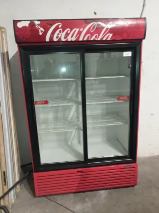 Nevera Coca-Cola Doble Puerta Corredera Cristal
