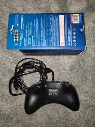 Controller HORI Fighting Commander PS4/PS3 nero

