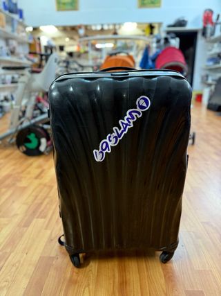 Maleta de viaje negra