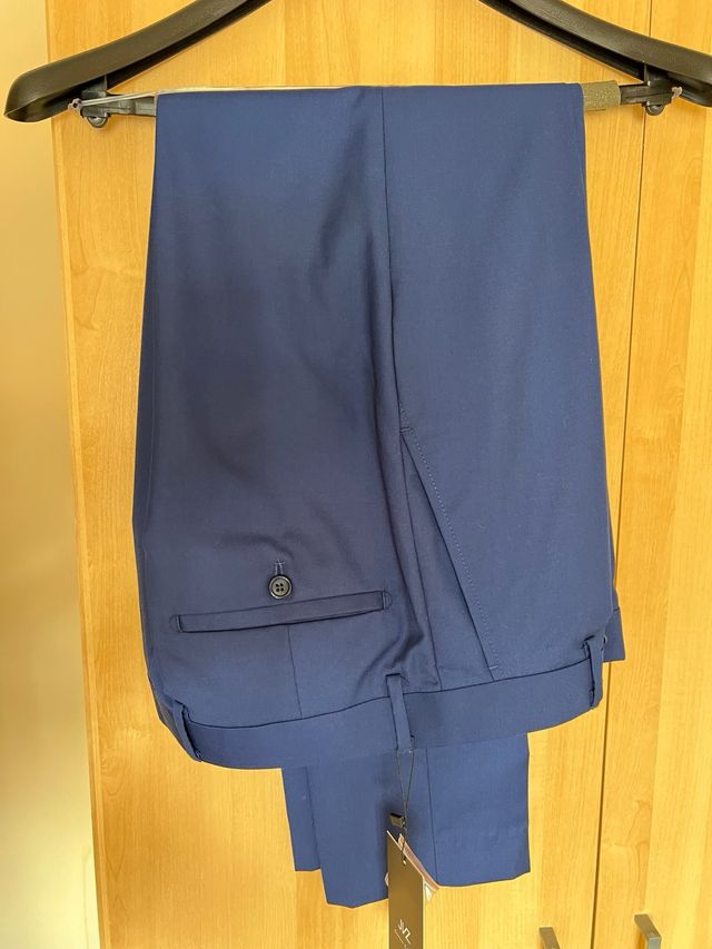 Traje Cruzado Azul JVZ Talla M