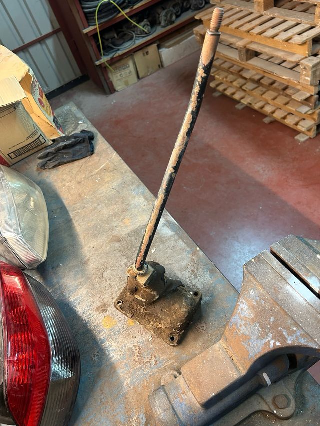 Palanca de cambios Zetor