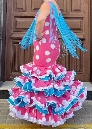 Traje Flamenca Lunares Talla 44/46 con sus flecos