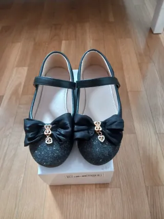 Zapatillas fiesta niña lazo brillante