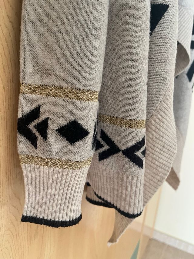 Cárdigan estampado geométrico