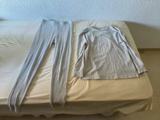 Pijama beige de canalé