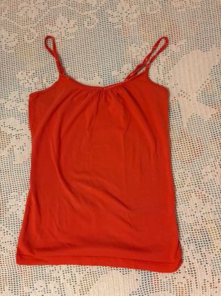Camiseta tirantes roja