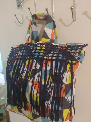 Bolso de tela hecho a mano geométrico