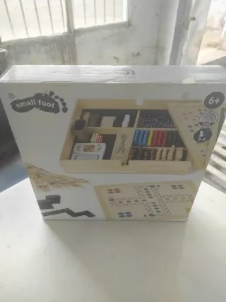 Caja de madera con juegos clásicos