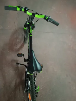 Bicicleta infantil B'TWIN 20",22"