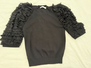 Zara Jersey Negro Mangas Volantes