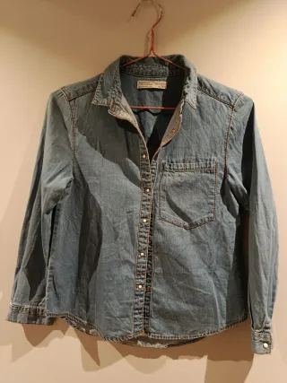 Camisa vaquera niña Zara. Talla 9-10 años
