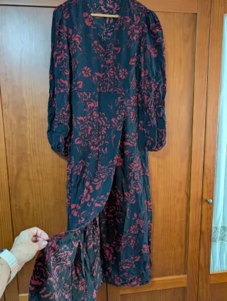 Vestido cruzado estampado floral midi