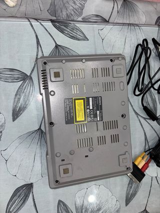 Sony PlayStation 1 (PS1) in grigio
