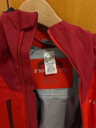 Chaqueta Montaña Impermeable Hombre Simond Roja