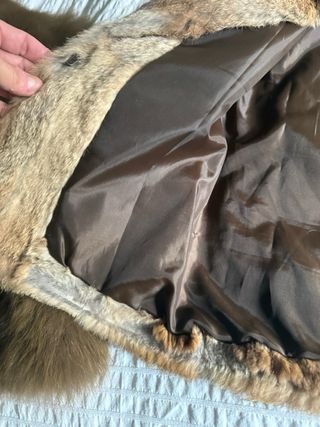 Abrigo/chaqueta de piel marrón y beige