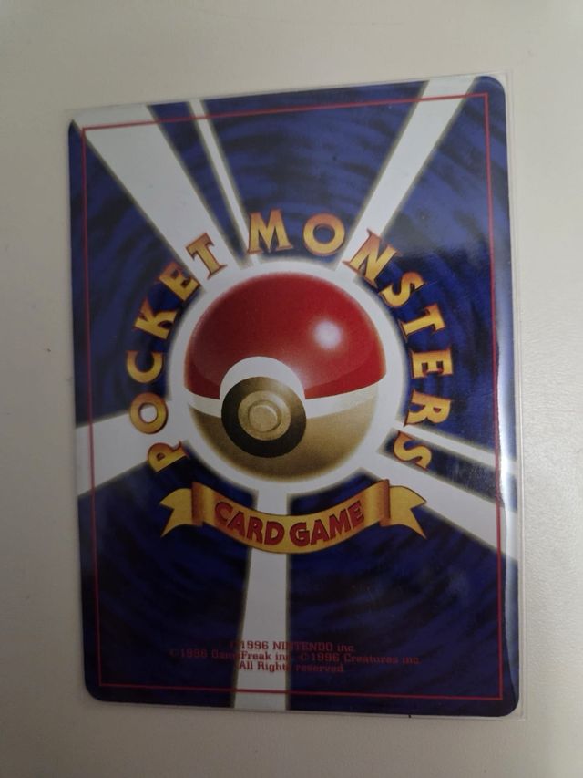 Carta Pokémon japonesa Pikachu No025 Base Set 1996