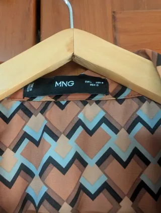 Vestido cruzado satinado estampado