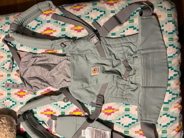 Mochila Ergobaby Adapt Frosted Mint